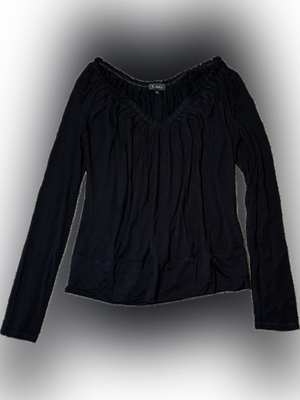 E166 Vintage TAG Women's Black Long-Sleeve V-Neck Blouse, Size XL